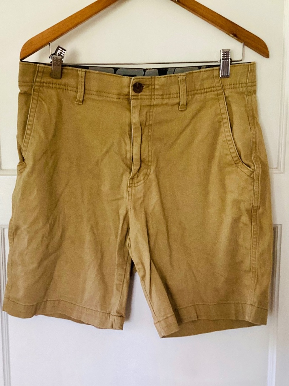 Denali Khaki Mens Stretch Shorts Size 32 Hiking Golf 6 Pockets Flex Waist Cotto